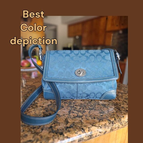 COACH Rare Signature Hampton Flap Crossbody or Shoulder bag in blue - Picture 10 of 15